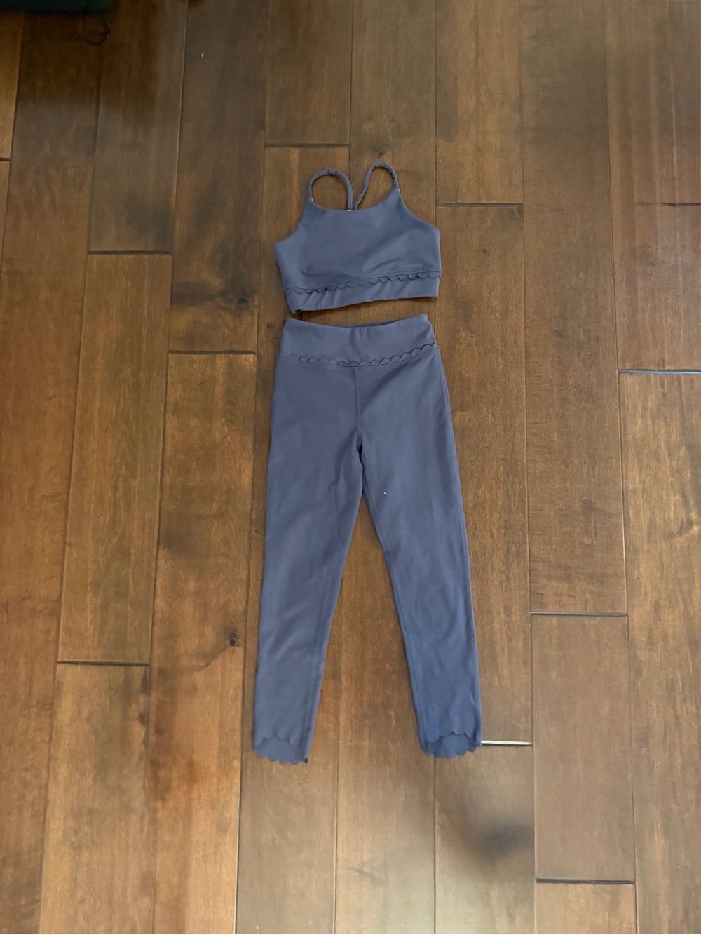 Zella Navy Scalloped Edge High-Waist Leggings & Crop Top Set